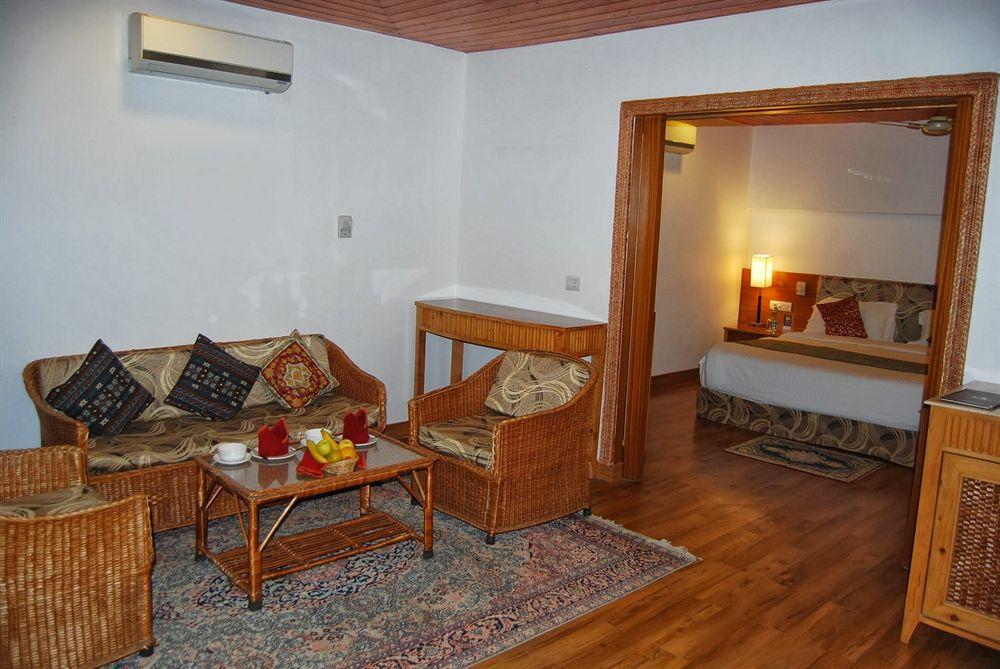 Hotel Heevan Resort Srīnagar Eksteriør billede